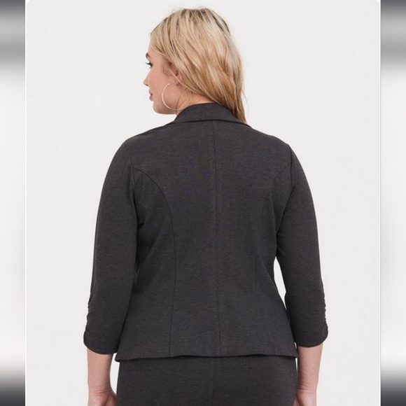 Torrid Studio Ponte Tailored Fit Blazer Size 2 Plus Size - Picture 3 of 8